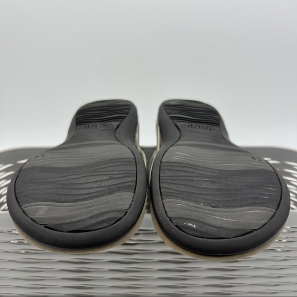 Vionic Rest Karina Metal Loop Sandals Size 10 - Picture 12 of 12